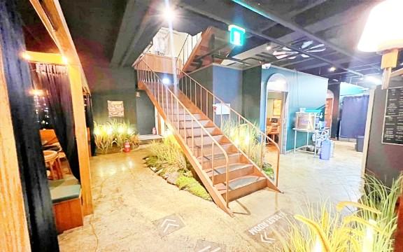 방이 먹자골목 상권 3개층 임대