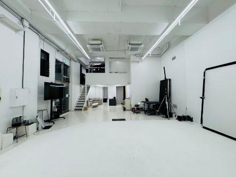 무권리 I 양쪽 복층 구조 I 호리존설치 I 층고 5.5M