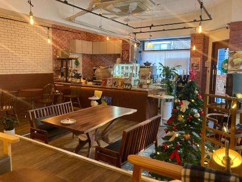 인테리어 리모델링 싹다 새롭게한 까치산역 인근 카페 매물