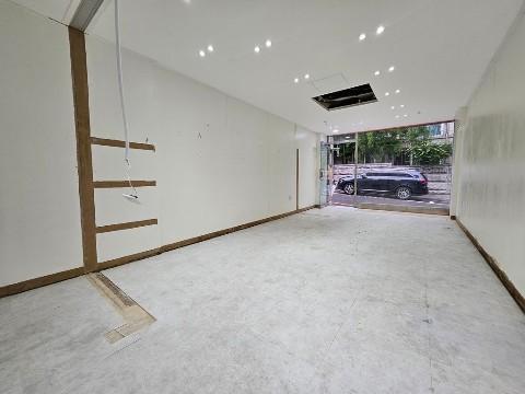 무권리 선정릉역 초역세권 1층 상가