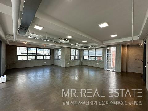 실사진 강남구청역3분 코너건물 자주식주차 리모델링
