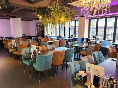 회기동 유동 인구 많은 대학가에 위치한 요리주점