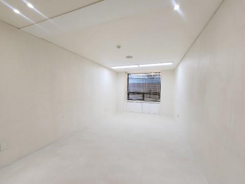 ★화이트 올 리모델링 8평수준의 사무실