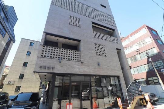 망원역 5분 신축급 내외부 수려한 사무실(주차/엘베)