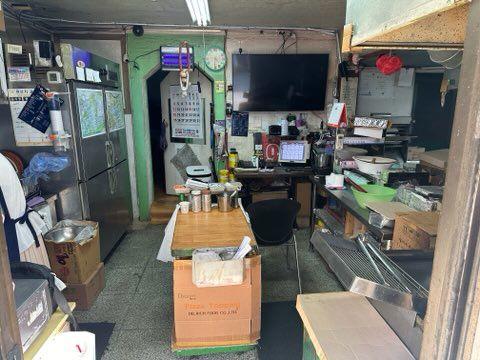 독산동 복합상권에 위치한 치킨, 피자 전문점