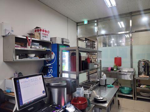 마곡역 역세권 공원옆에 위치한 1층 한식당