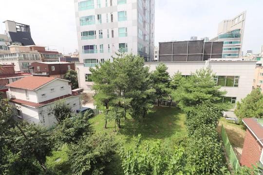 환상적인 초록뷰를 품은 홍대 상수 사무실(주차/엘베)