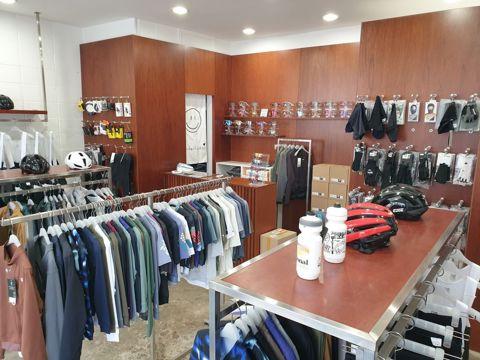 자전거거리의 상가