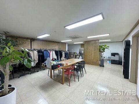 역삼역.S급가성비사무실.주차ACE.넓은베란다