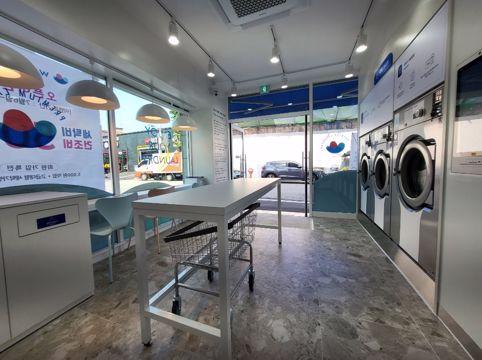 가시성 좋은 코너자리 상계동 주택가 1층 셀프빨래방