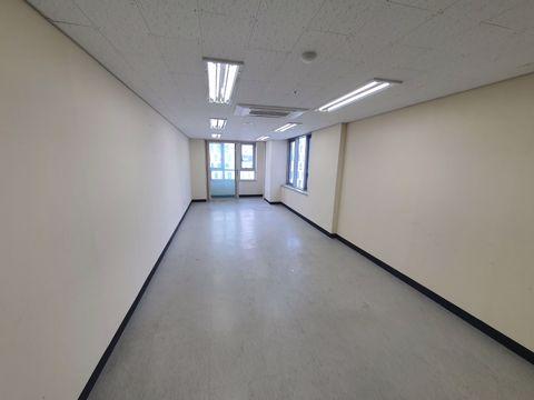 고층 북동향 코너 전망 끝내주는 사무실!!