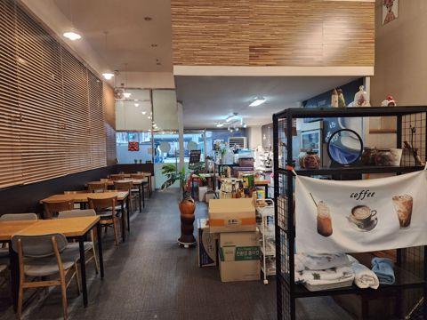 시설 집기 포함, 원시동 카페