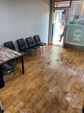 반여시장 인근에 위치한 1층 반여동 치킨점