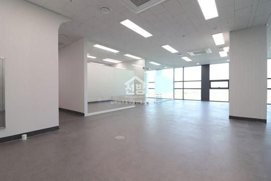 인테리어 이쁜 지식산업센터 실사용 약 32P 