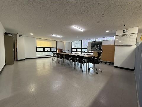 무권리. 대로변 깔끔한 사무실 내부화장실 주차 엘베0(실38평)