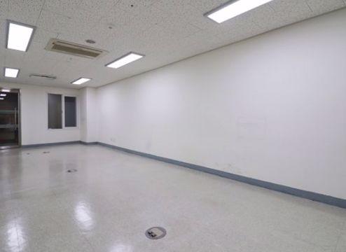 깔끔한 마곡나루 사무실 즉시입주 가능