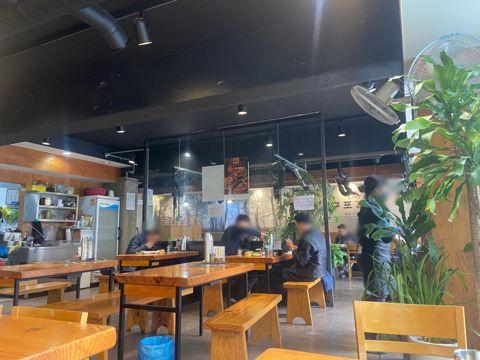 명일동 초역세권, 월 매출 안정적인 국밥집