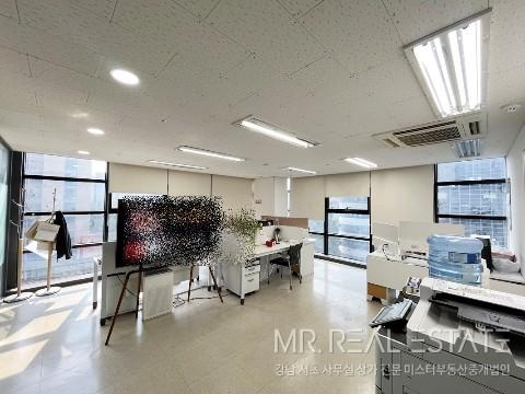 대로변 단독층 1층카페 ACE 홀+룸3 통창 선정릉역3분