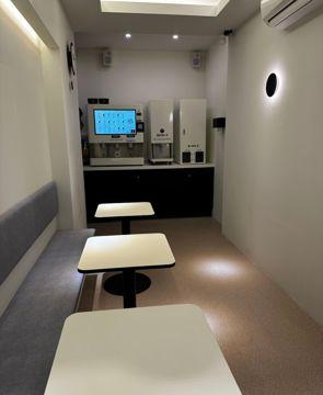 월세 저렴한, 화곡동 유통단지에 위치한 1층 카페