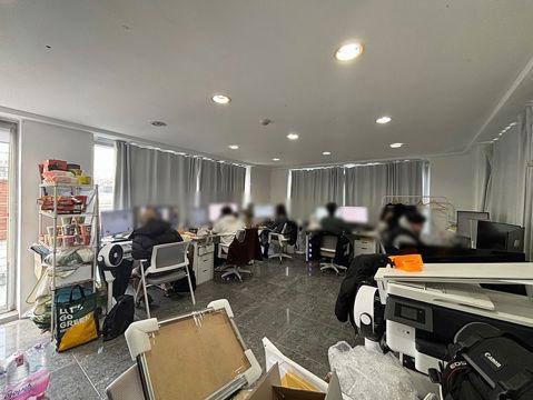신사역 5분.가로수길사무실.테라스있음.내외관깨끗.가성비소형사무실