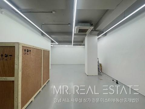 선정릉역.3분.1층.주차가능.내외관컨디션ACE