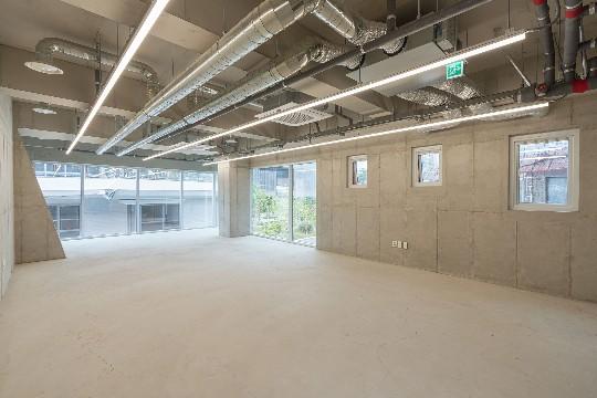 신축, 빠른입주, 유니크한 건물외관