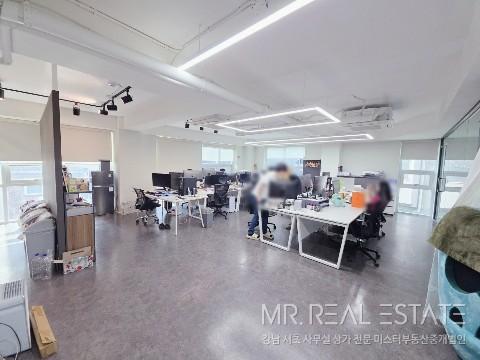 신사역 역세권.인테리어ACE.주차편리.남여분리화장실