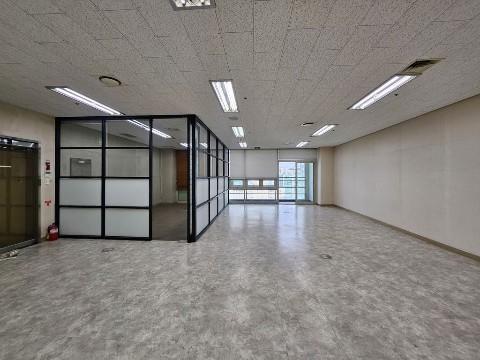 가산역 도보3분 가성비 사무실 전용26평 즉시입주