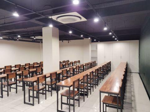 오피스와 주거 상권을 모두 잡는 강남역 신논현역의 대여공간룸