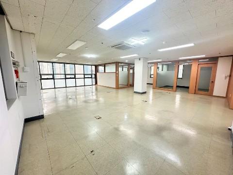 유동인구 좋은 5층 실사진