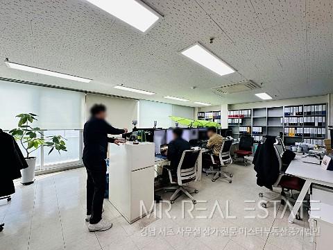 더블역세권, 깔끔한인테리어, 채광좋음