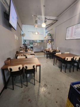 토당동 주거 밀집지역 이면도로 코너자리 1층 실내포차