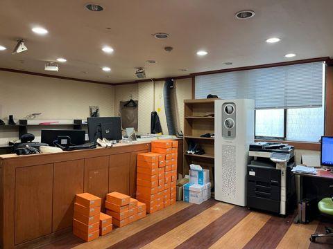연무장길 인근 실 35평. 업사이드커피 건물 