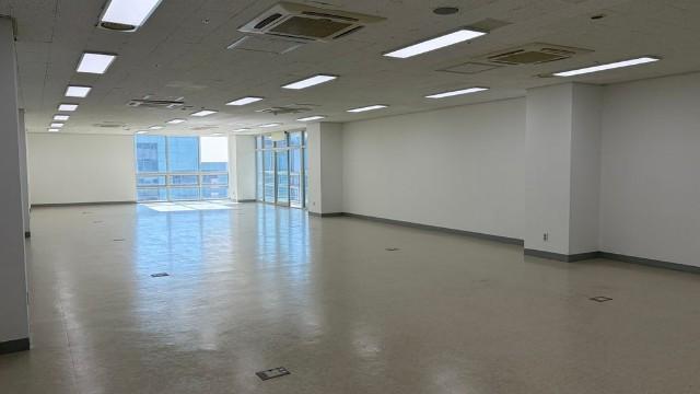 DMC첨단산업센터 324호 (DMC지원시설)