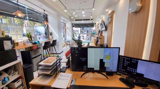 유동인구 많은 화곡역과 가까운 화곡동 이동통신점