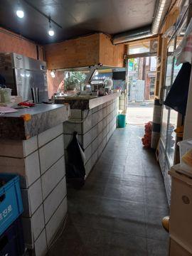 매탄동 주택가 상권의 바베큐 치킨 전문점