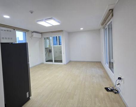 [역세권 신축 풀옵션] 넓은 외부테라스가 있는 편안한 공간의 사무실