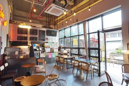 지식산업센터 1층, 독점 카페 자리, 오피스 상권