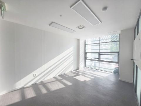 학동역3분.주차2대.대로변ACE.스튜디오강추