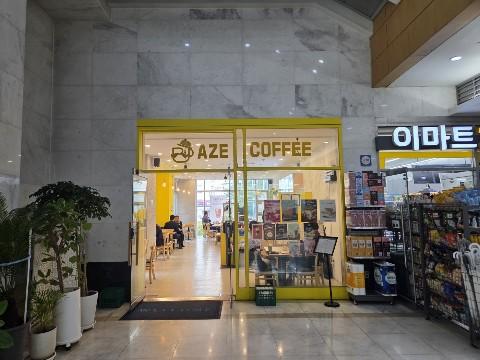 오피스상권 1층 유동인구 매우 많음