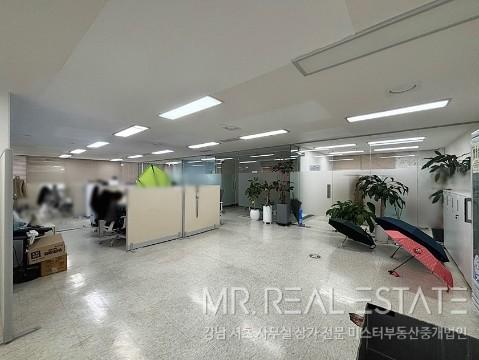 학동역 3분역세권.편리한자주식주차.대로변 채광맛집 사무실