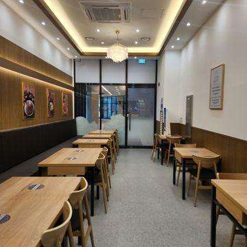 동탄호수공원 인근에 위치한 2층 송동 돈가스집