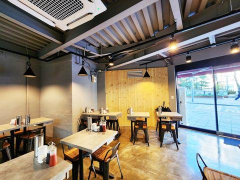 당주동 광화문역 초역세권, 입소문 듣고 찾아오는 쌀국수집