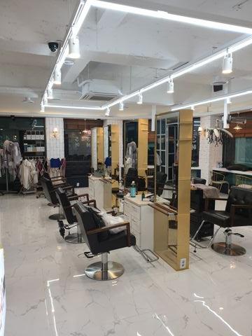 경안동 번화가  유동인구 많은 사거리 코너자리 미용실