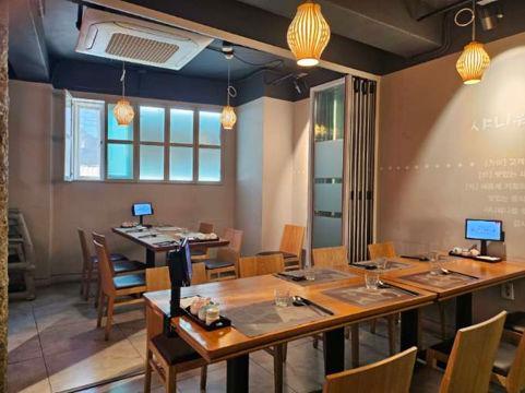 시설집기포함, 인테리어 완비된 당주동 중식당