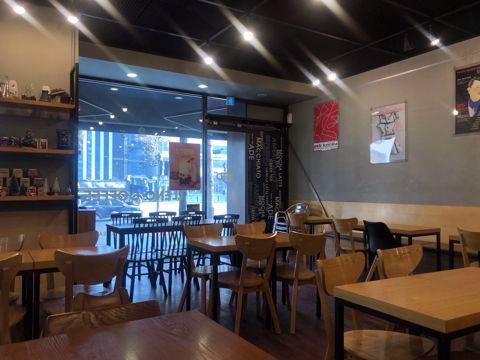 강남구 청담동 위치 좋은 1층 카페
