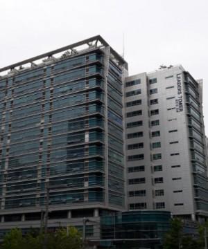  지하철 지하 연결 상가, 유동인구 多 , 매출 高, 단골많음 