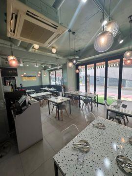 단골 고객이 많아 안정적 운영 가능한 비전동 음식점