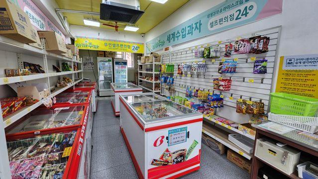 인수동 가오리역 역세권, 초,중학교 가까워 학생 고객 많은 무인 판매점