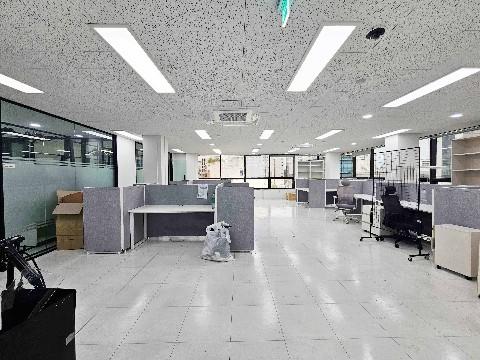 I세븐I 홍대·합정 오피스라인 인테리어 완비 80평대 사무실 임대